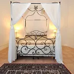 Masseria Del Ninfeo Guest house *